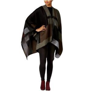 Steve Madden Mondrian Colorblocked Capelack Black & Gray Poncho OSFM NWT